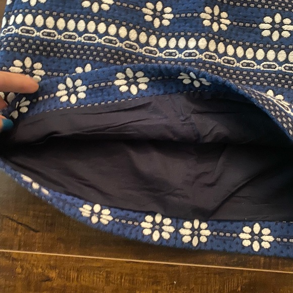 Skirt - Picture 2 of 5